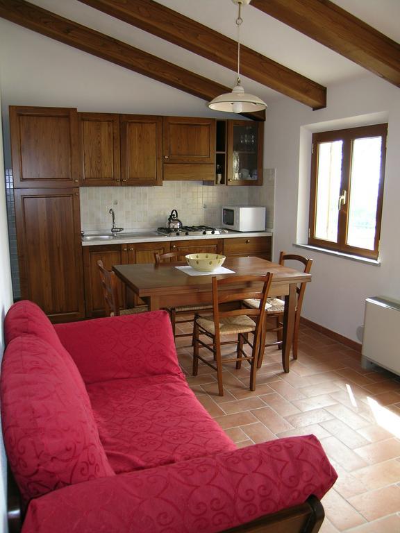 Agriturismo Podere Ossaia Cortona Habitación foto